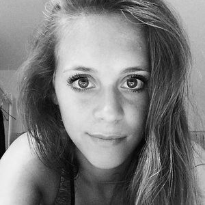 Meet your Posher, Delphine